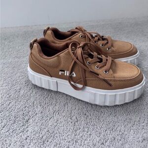 Tan camel FILA low top sneaker